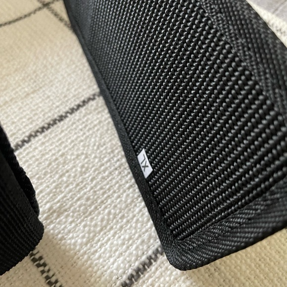 Element 26 Black Weight Lifting Belt - Picture 4 of 6